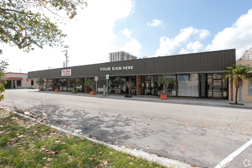 More Photos Of 3230-3290 NE 32nd St, Fort Lauderdale Storefront For Lease