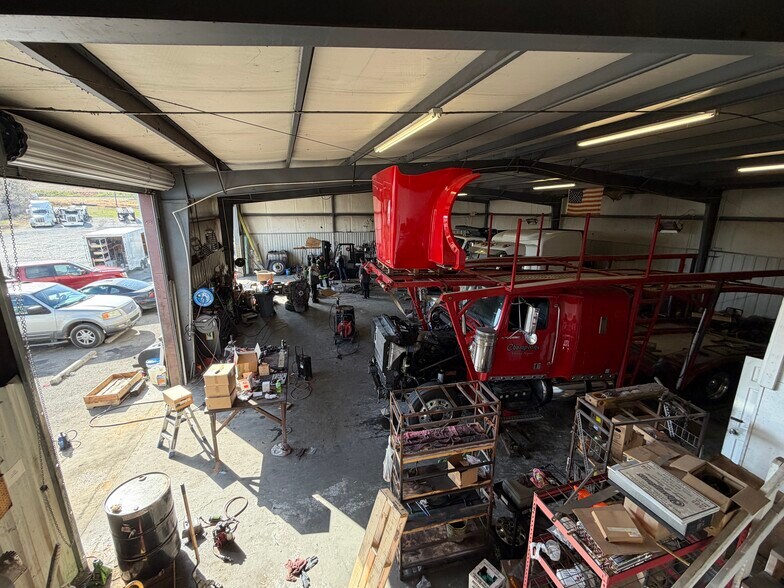 More Photos Of 419 Hamilton Crossing Rd NW, Cartersville Industrial For Sale