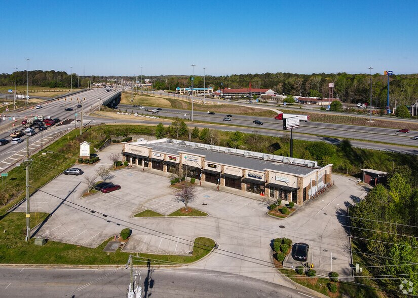 More Photos Of 2022 Fairburn Rd, Douglasville Freestanding For Lease