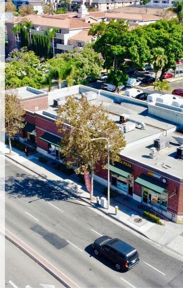 More Photos Of 122 E 17th St, Santa Ana Storefront For Sale