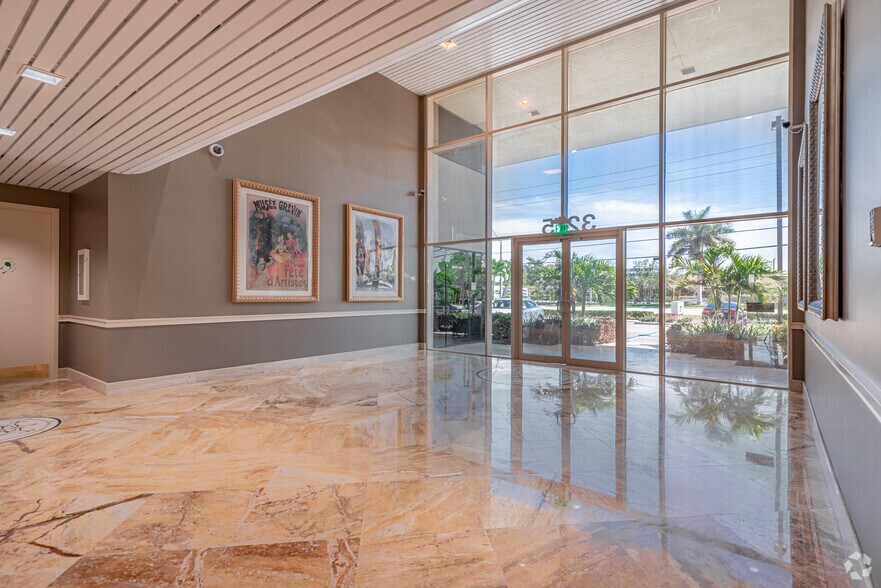 More Photos Of 3275 W Hillsboro Blvd, Deerfield Beach Office For Lease