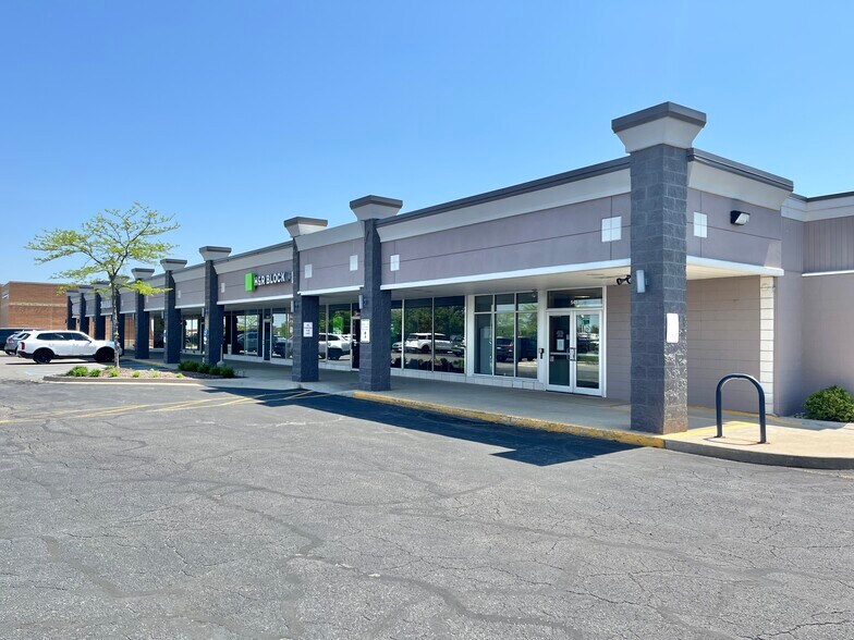 More Photos Of 539-545 N Line St, Columbia City Freestanding For Lease