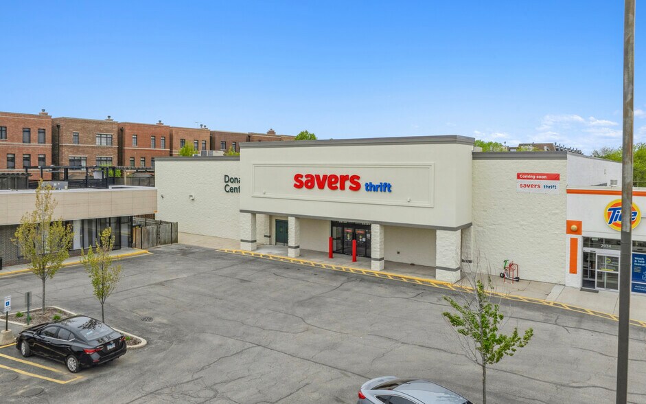 More Photos Of 2928 N Ashland Ave, Chicago Storefront For Sale