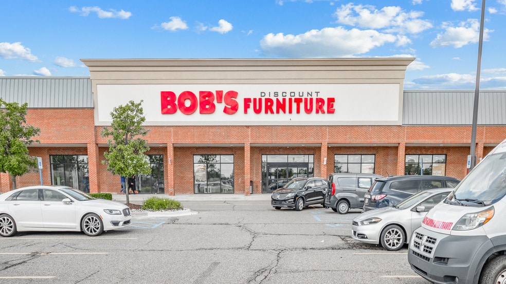 More Photos Of 43455-43825 W Oaks Dr, Novi Unknown For Lease