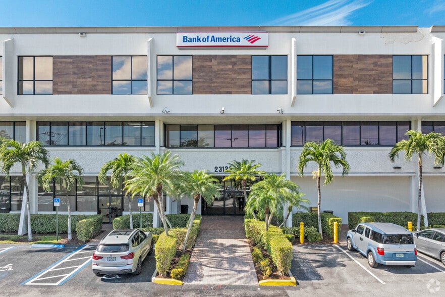 More Photos Of 23123 State Road 7, Boca Raton Office For Lease