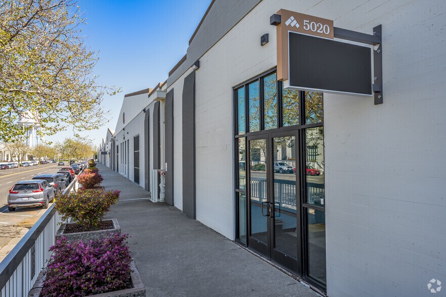 More Photos Of 5012-5116 Dudley Blvd, Mcclellan Flex For Lease