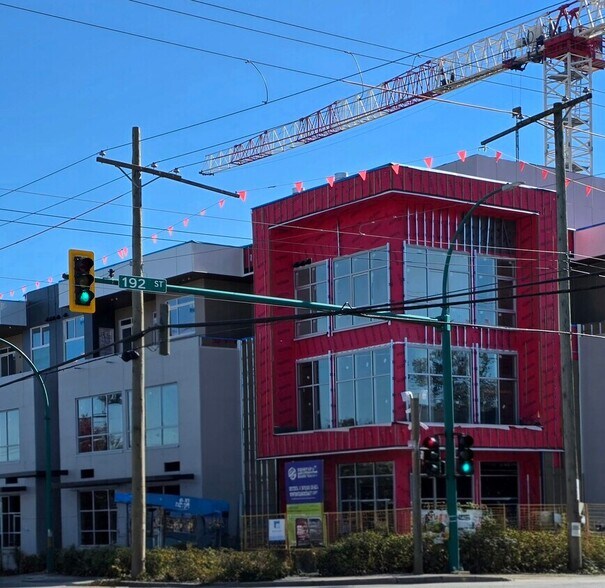 More Photos Of 19220 72 Av, Surrey Medical For Sale