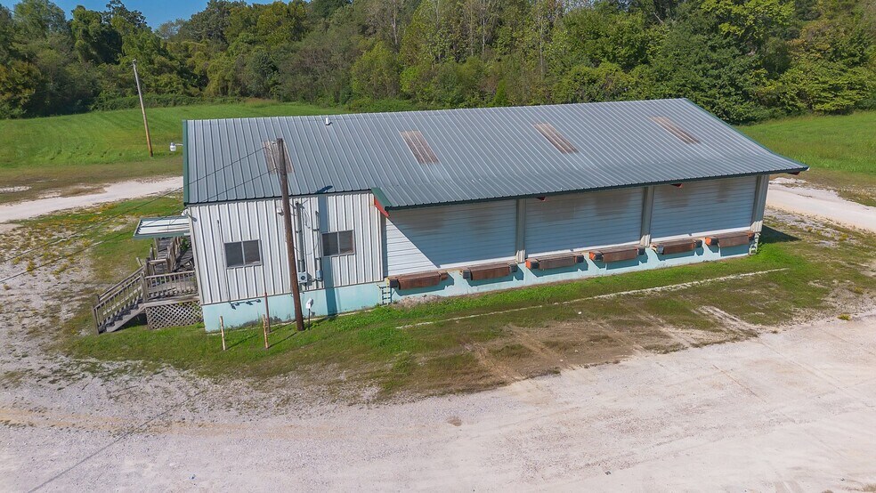 More Photos Of 823 Whitehall St, Jackson Warehouse For Sale