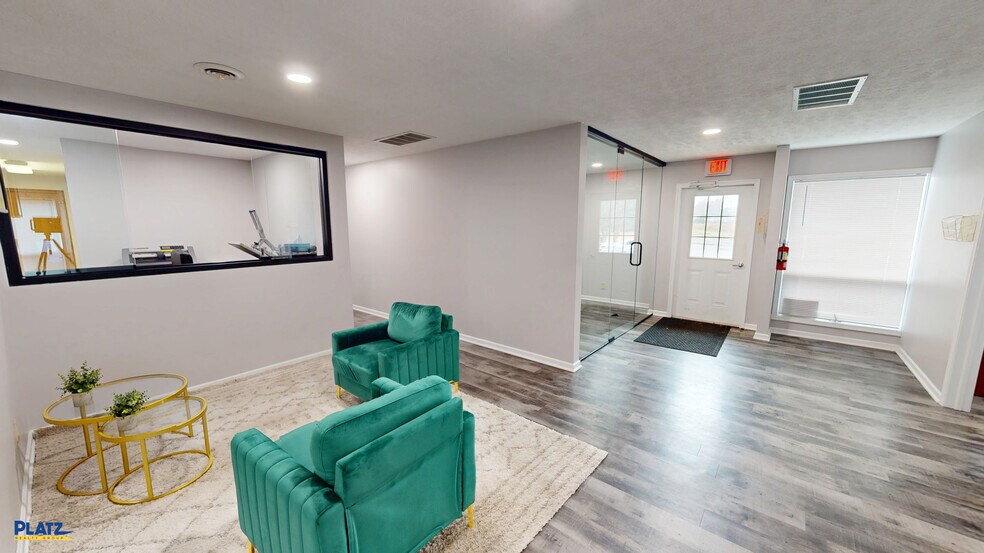 More Photos Of 650 Youngstown Warren Rd, Niles Office For Sale