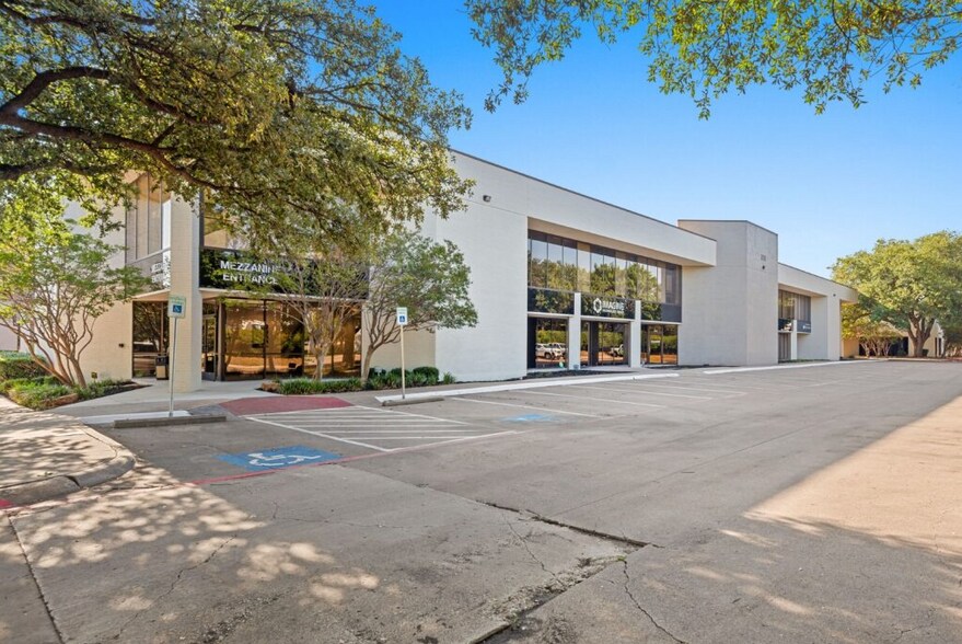 More Photos Of 4300 Beltway Pl, Arlington Unknown For Lease