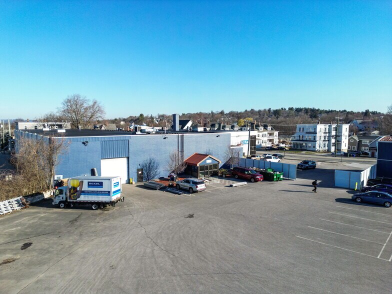 More Photos Of 305 Massabesic St, Manchester Manufacturing For Sale