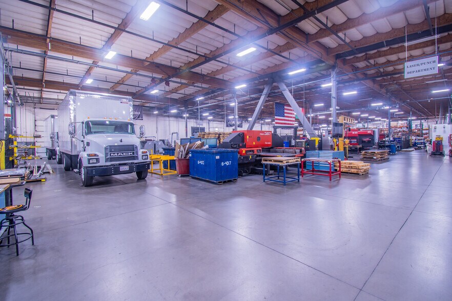 More Photos Of 7855 Southfront Rd, Livermore Light Manufacturing For Sale