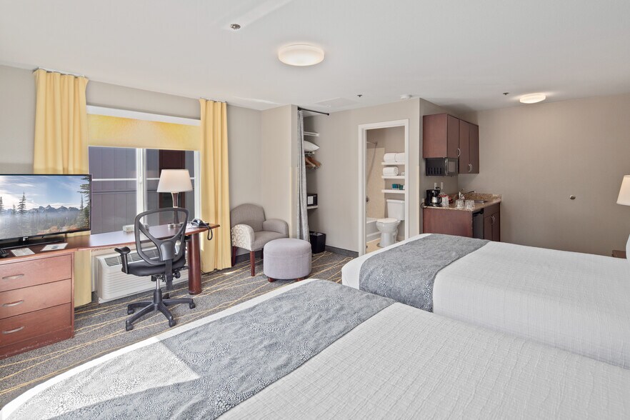 More Photos Of 2301 3rd Ave, Seattle Hotel For Sale