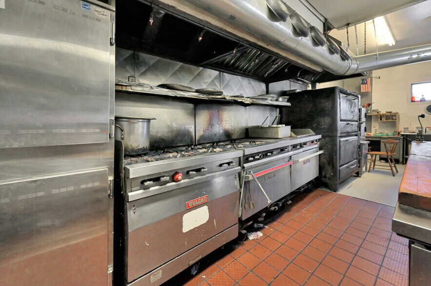 More Photos Of 10626 N Lake Rd, Forestport Restaurant For Sale