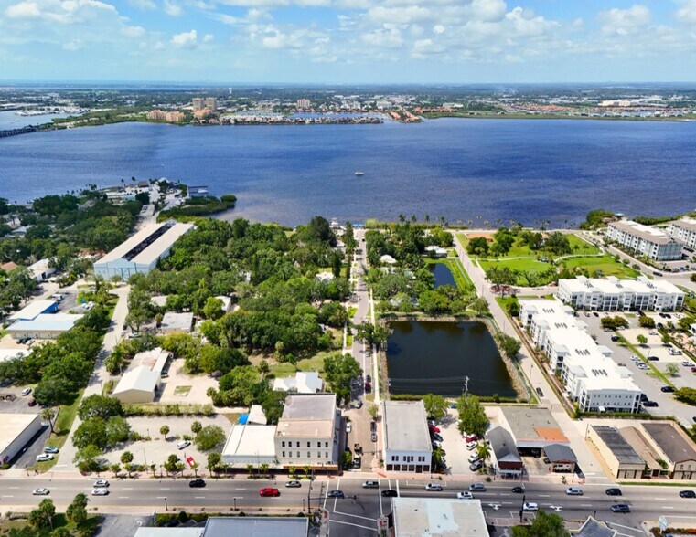 More Photos Of 214 9th St E, Bradenton Land For Sale