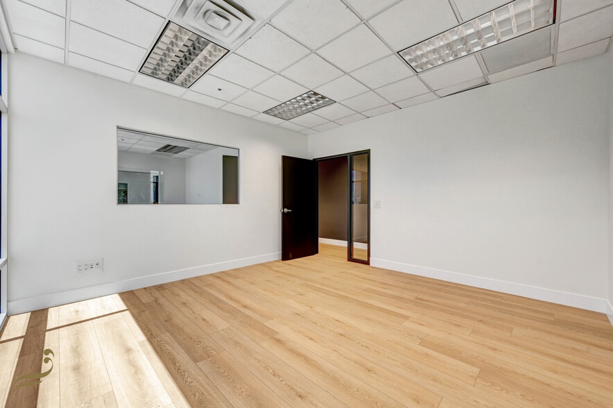More Photos Of 2200 Highland Dr, Las Vegas Office For Lease