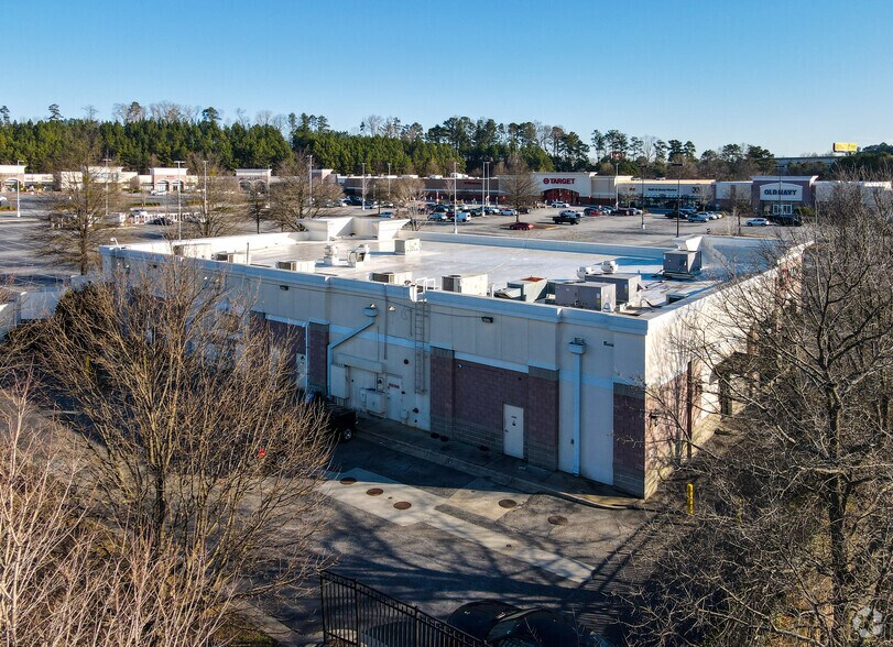 More Photos Of 3608-3690 Marketplace Blvd, East Point Unknown For Lease