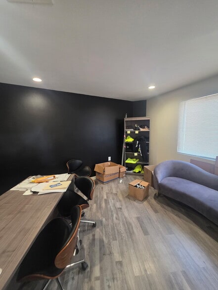 More Photos Of 23601 Avalon Blvd, Carson Storefront Retail Office For Lease