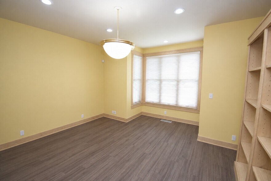 More Photos Of 312 N Water St, Owosso Loft Creative Space For Sale