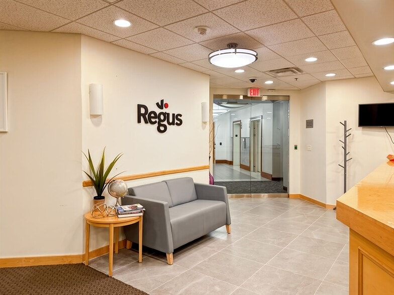 More Photos Of 7201 Wisconsin Ave, Bethesda Coworking Space