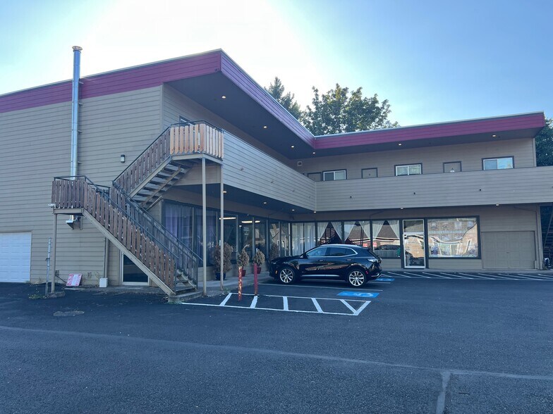 More Photos Of 2632 E St, Washougal Loft Creative Space For Sale