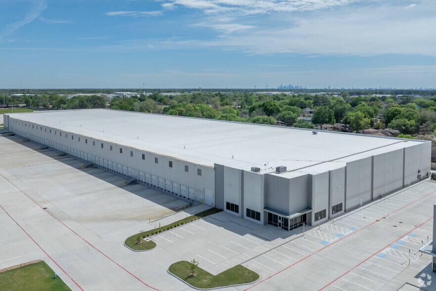 More Photos Of 8726 Fairbanks N Houston, Houston Distribution For Lease