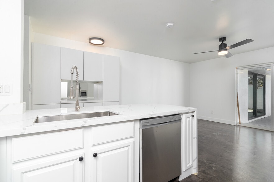 More Photos Of 3219-3225 N 66th St, Scottsdale Apartments For Sale