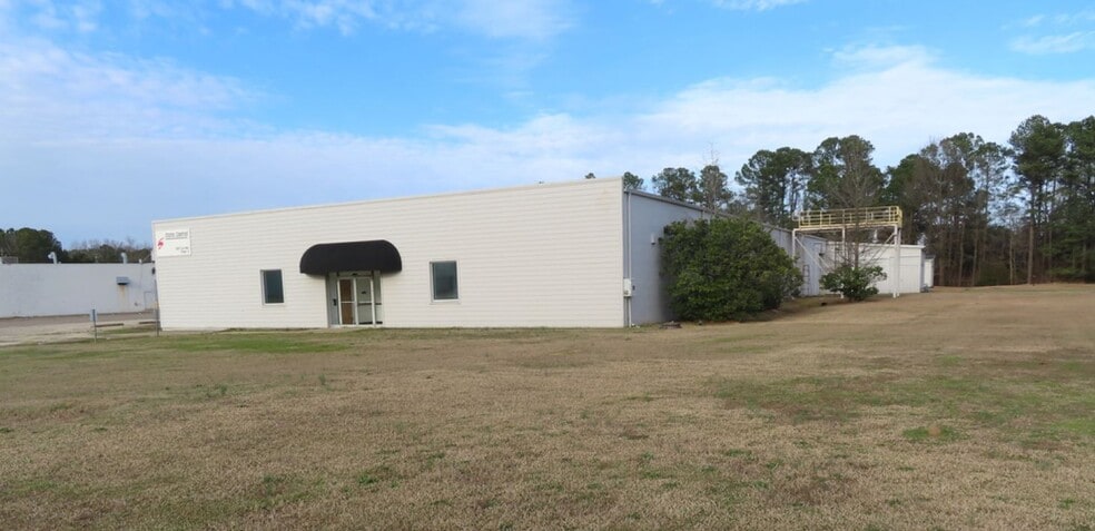 Primary Photo Of 2907 Lee Ave, Sanford Warehouse For Lease