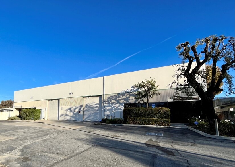 More Photos Of 1455 Palomares Ave, La Verne Warehouse For Lease
