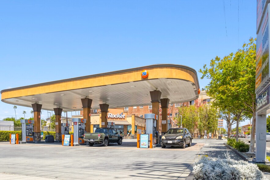 More Photos Of 305 W Anaheim St, Wilmington Service Station For Sale