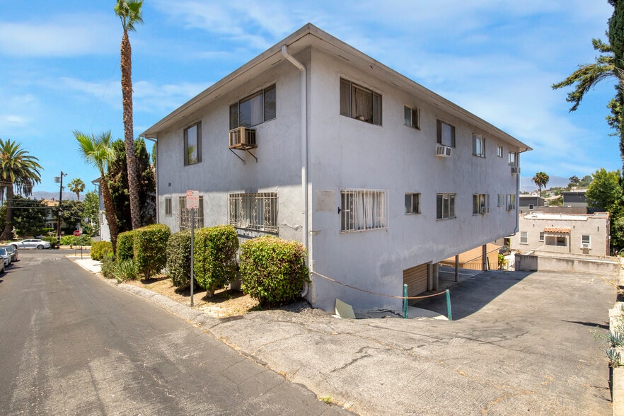 More Photos Of 1350 Edgecliffe Dr, Los Angeles Apartments For Sale
