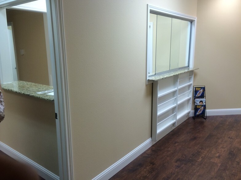 More Photos Of 2727 Bolton Boone Dr, DeSoto Medical For Sale