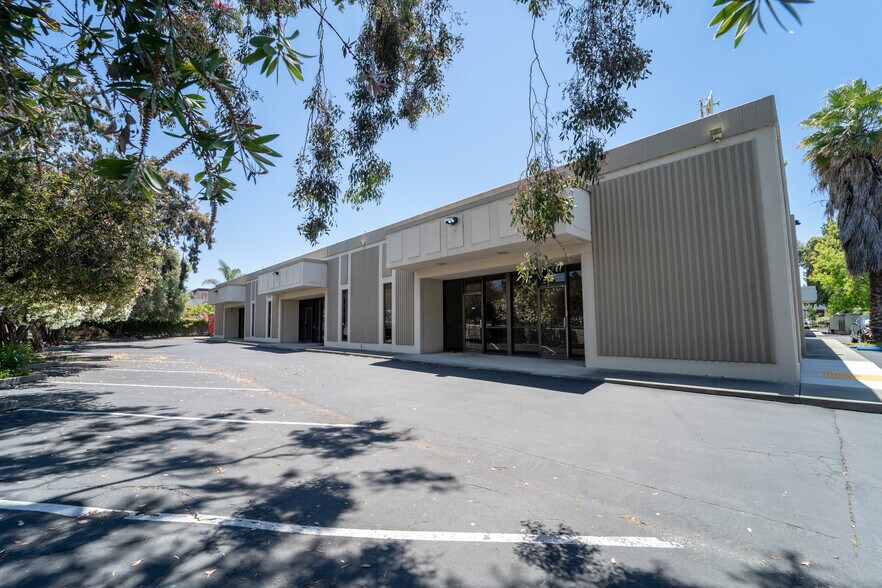More Photos Of 1296-1306 Reamwood Ave, Sunnyvale Flex For Lease
