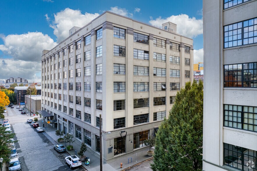 More Photos Of 630 NW 14th Ave, Portland Office For Sale