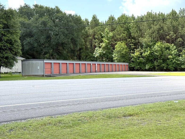 More Photos Of 4497 Main St, Vidor Self Storage For Sale