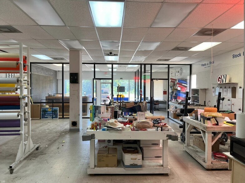 More Photos Of 5020 Highway 80, Jackson Freestanding For Sale