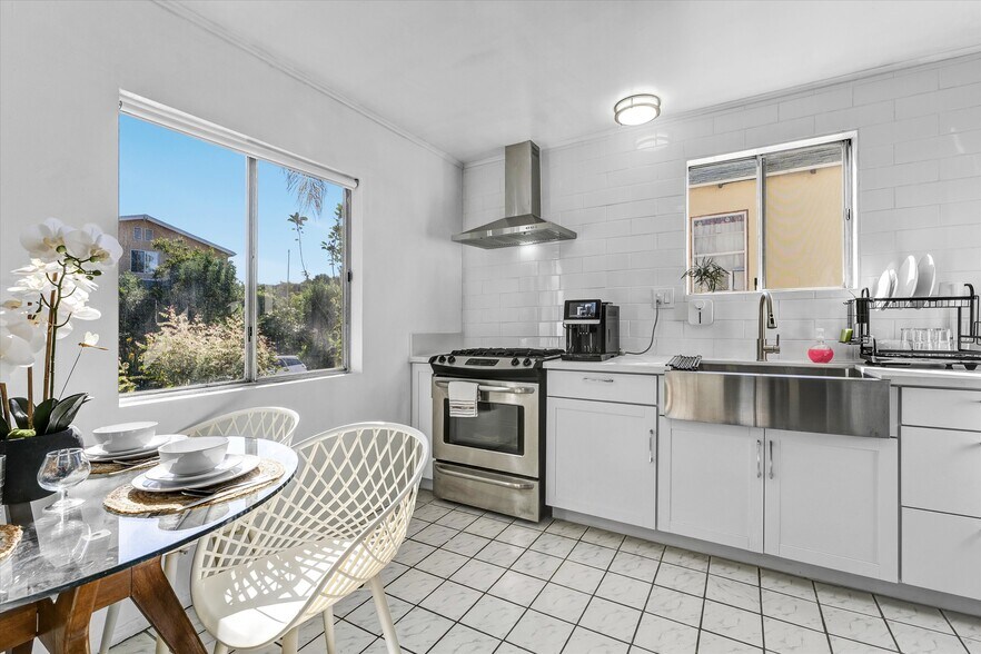 More Photos Of 2405 Meadowvale Ave, Los Angeles Multifamily For Sale