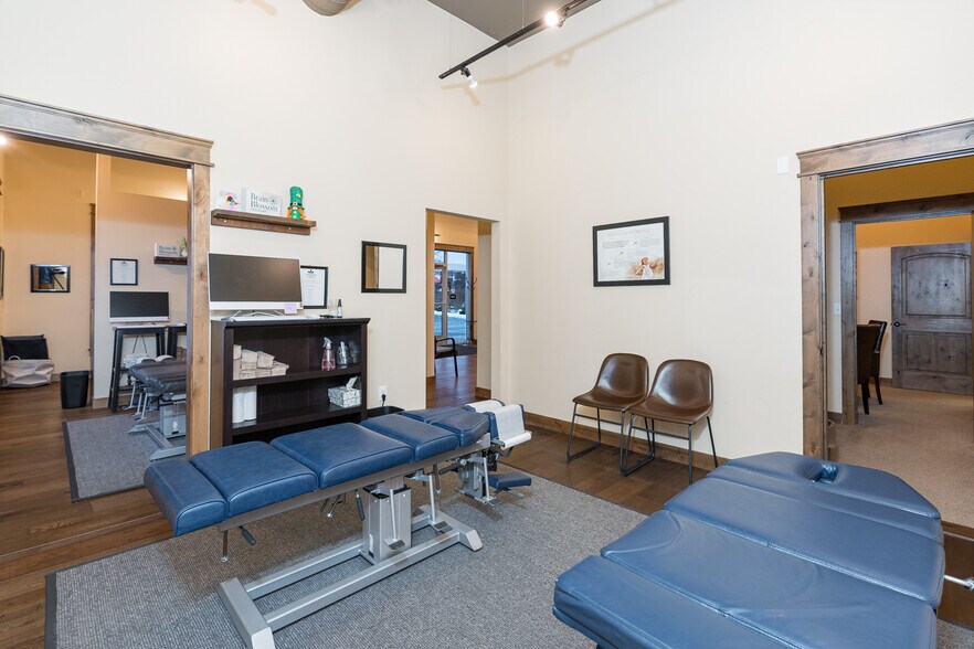 More Photos Of 210-214 W Sunset Ave, Coeur d'Alene Freestanding For Lease