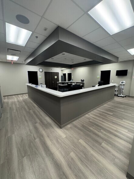 More Photos Of 1395 US Highway 183, Leander Unknown For Lease