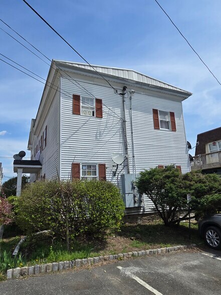 More Photos Of 236 Spring St, Newton Apartments For Sale