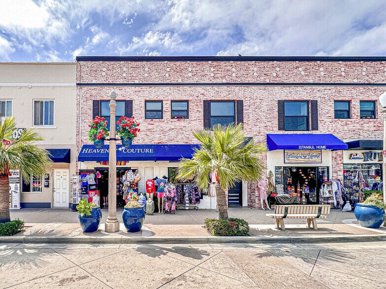 Primary Photo Of 303 Main St, Newport Beach Apartments For Lease