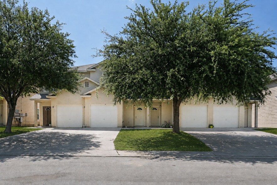 Primary Photo Of 7810 Kingsbury Wood, San Antonio Multifamily For Sale