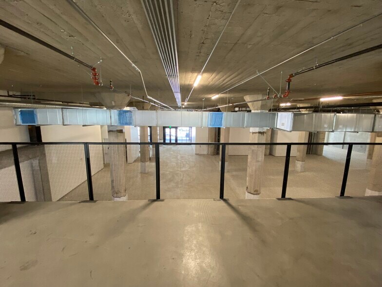 More Photos Of 755 S Los Angeles St, Los Angeles Loft Creative Space For Lease