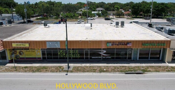 More Photos Of 4441-4449 Hollywood Blvd, Hollywood Storefront For Sale