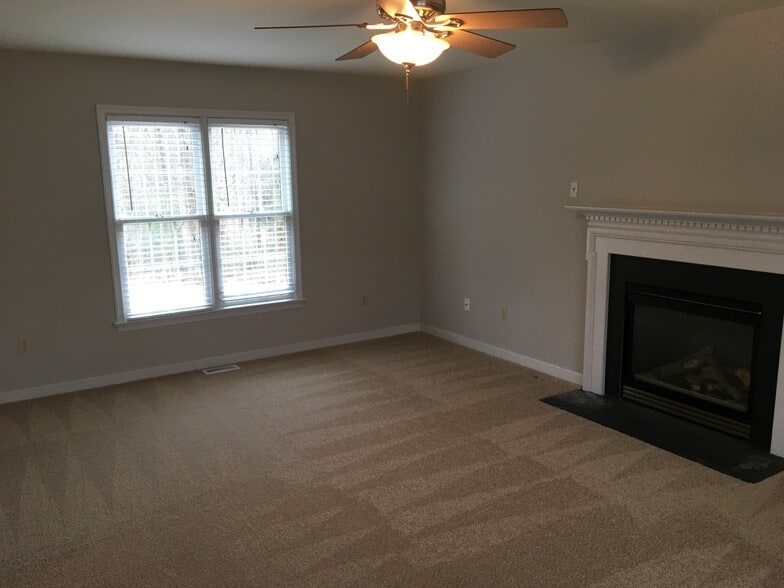 More Photos Of 5104 Highberry Woods Rd, Midlothian Multifamily For Sale