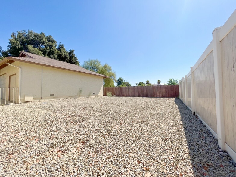 More Photos Of 3969 Sierra Ave, Norco Medical For Sale