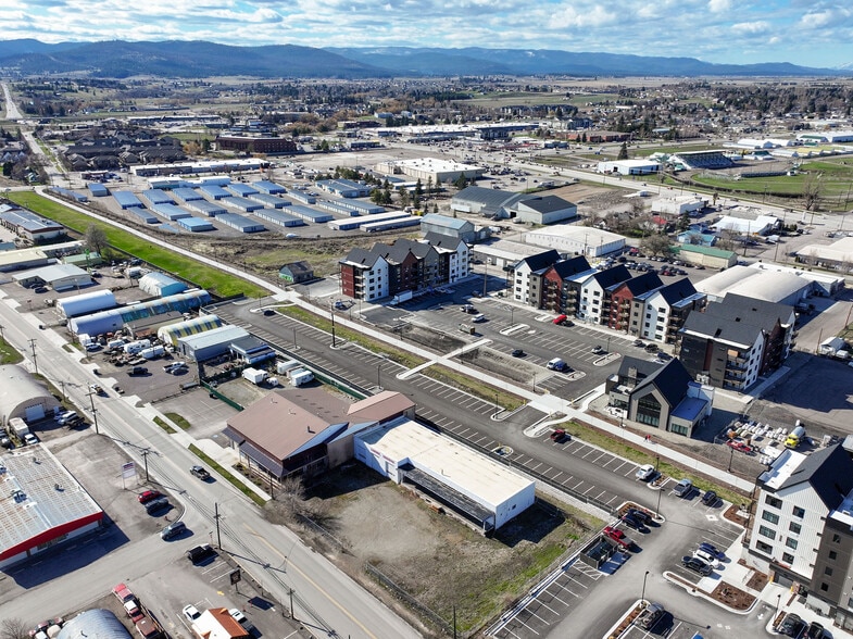 More Photos Of 647 Center st, Kalispell Light Distribution For Sale