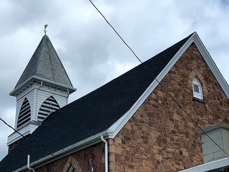 More Photos Of 3002 Main St, Morgantown Religious Facility For Sale