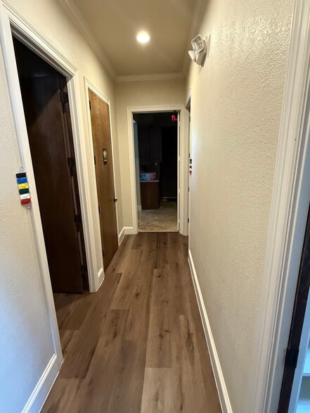 More Photos Of 2913 Overland Trl, Sherman Medical For Lease