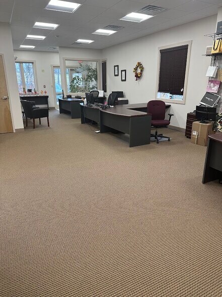 More Photos Of 32 Artisan Ct, Gilford Light Distribution For Lease